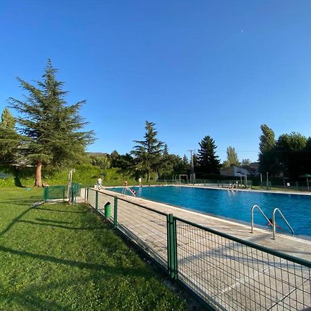 Preciosa Casa Lobos, Aislada E Independiente Otero de Herreros 外观 照片