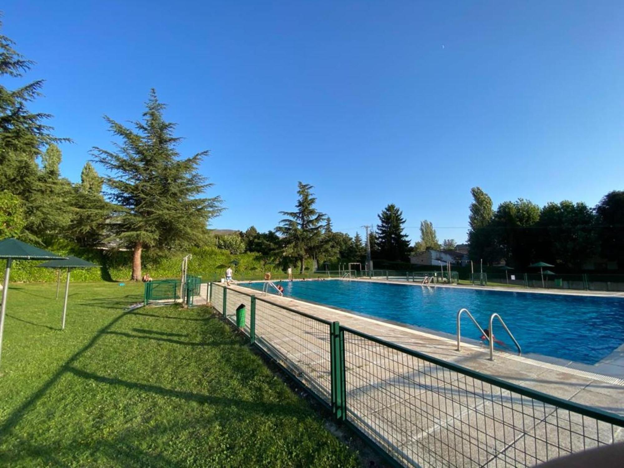 Preciosa Casa Lobos, Aislada E Independiente Otero de Herreros 外观 照片